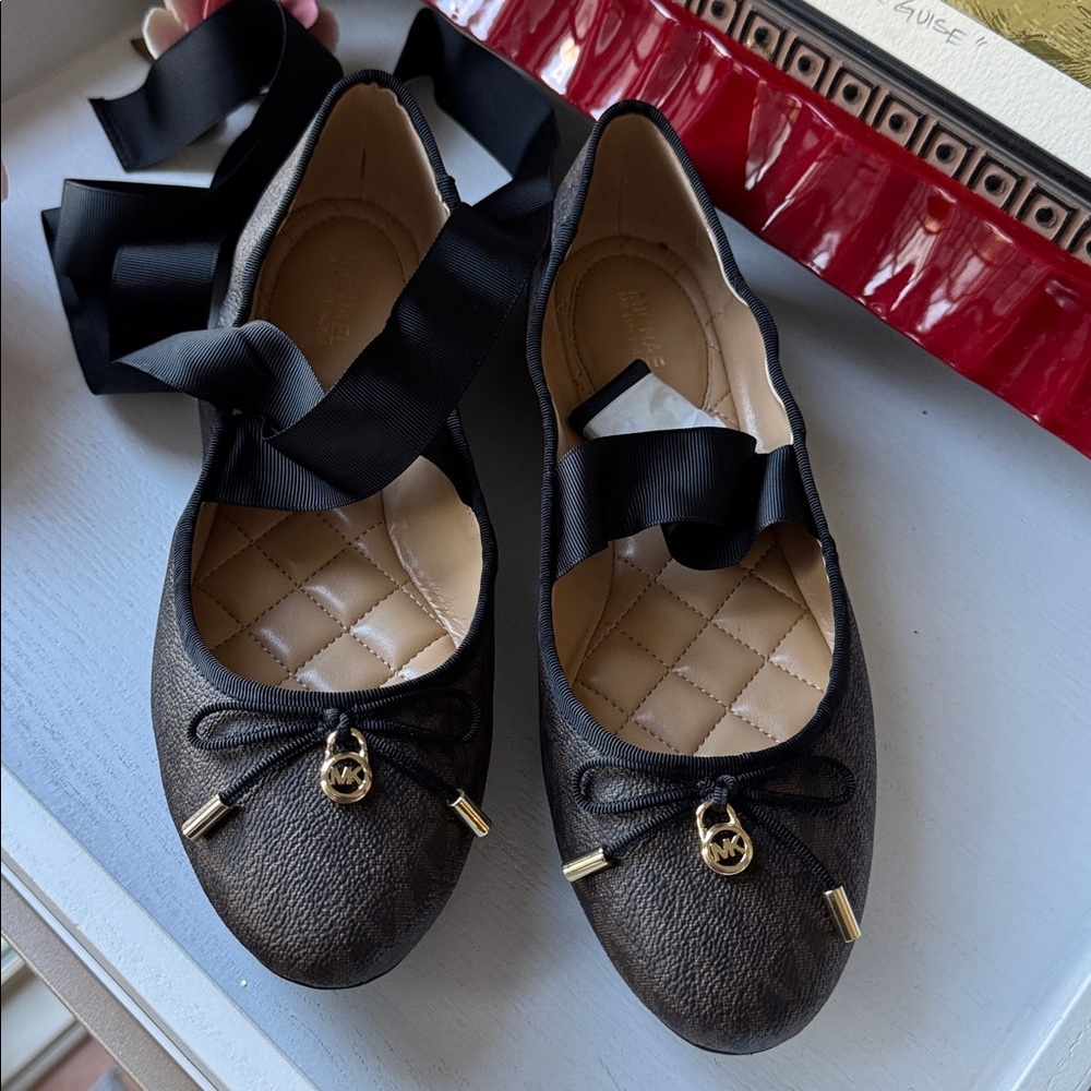 Michael Kors Black Loafers Ribbon Strap